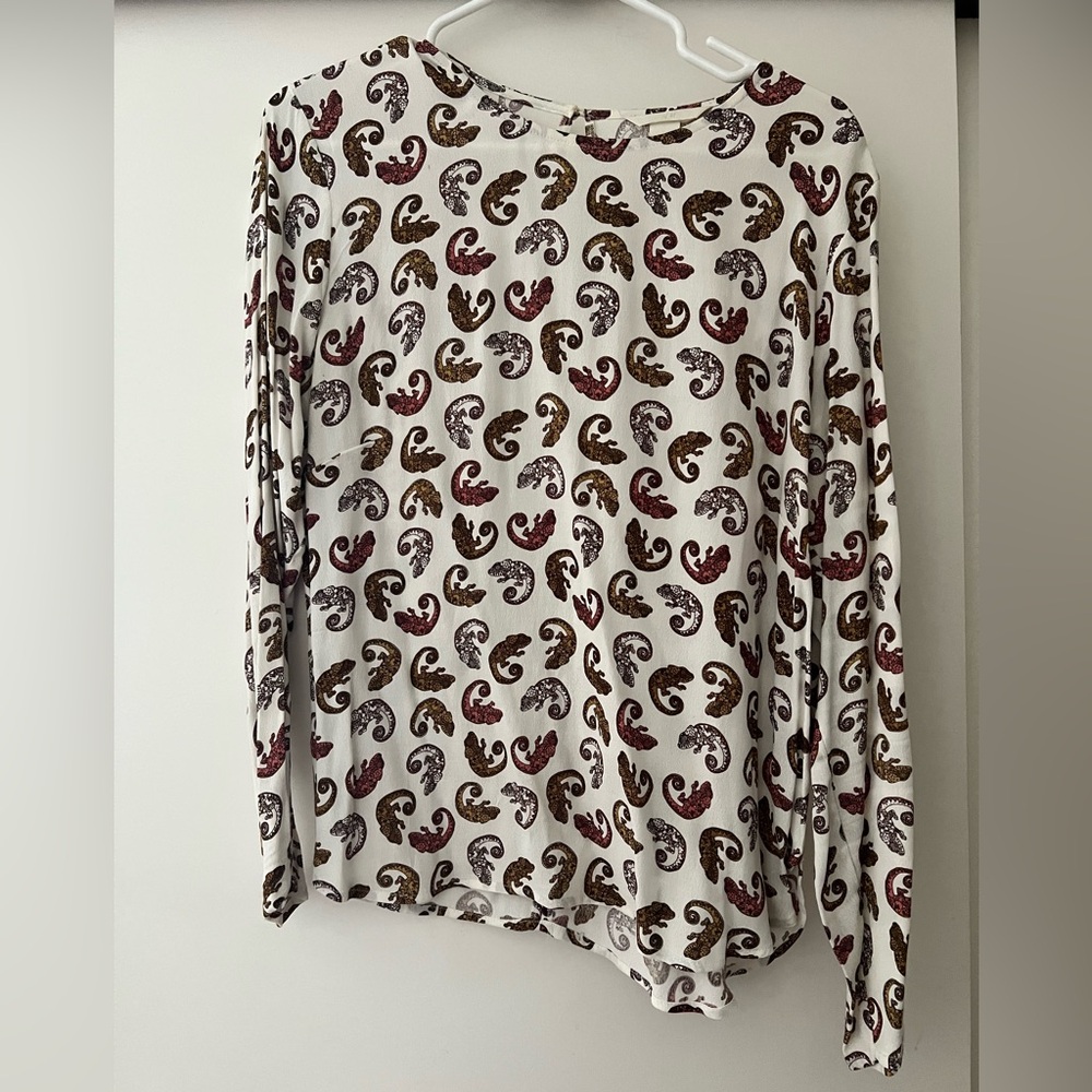 H&M Blouse Chameleon Animal Print Long Sleeve Crew Neck Top